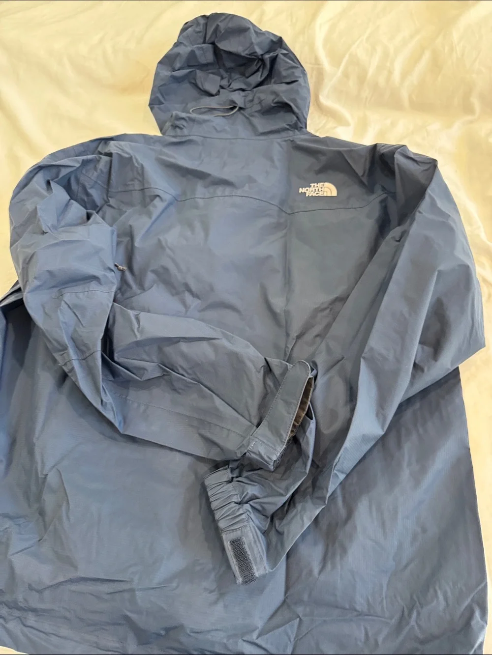 The North Face Men’s Navy Blue Hooded Rain Resistant Jacket